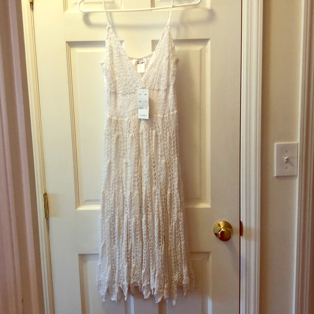 White Lace Spaghetti-Strap Maxi Dress